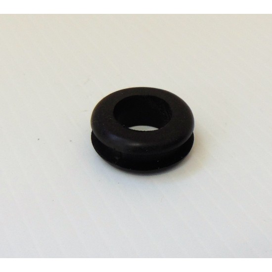 RUBBER BUSHING 4LZ2.16.4-04